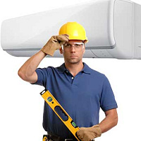 Установка кондиционера на стадии ремонта